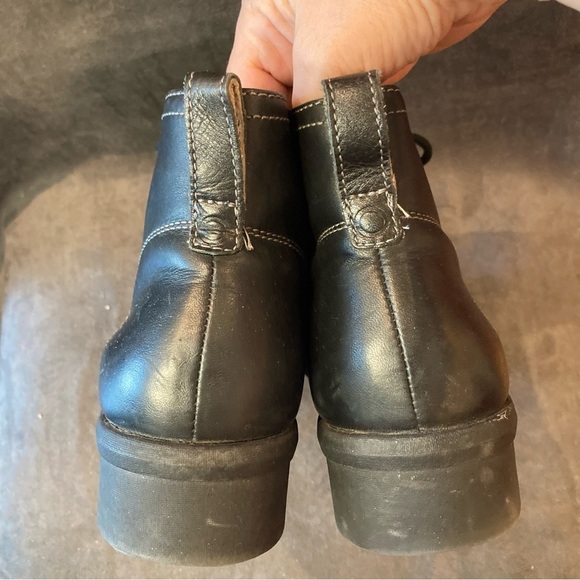 BOGS Sz 9.5 Kristina Chukka Lace  Up Leather Ankle Booties Boots - Picture 5 of 9